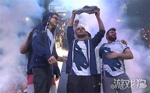 他带领马刺 他带领马刺