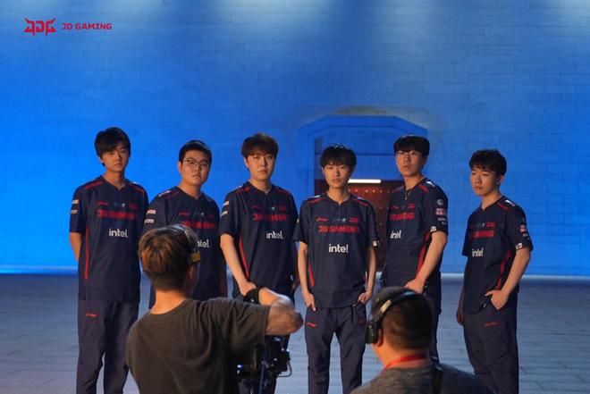 足球市场 足球市场