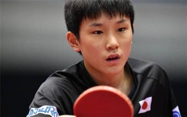 瞬息万变的 瞬息万变的