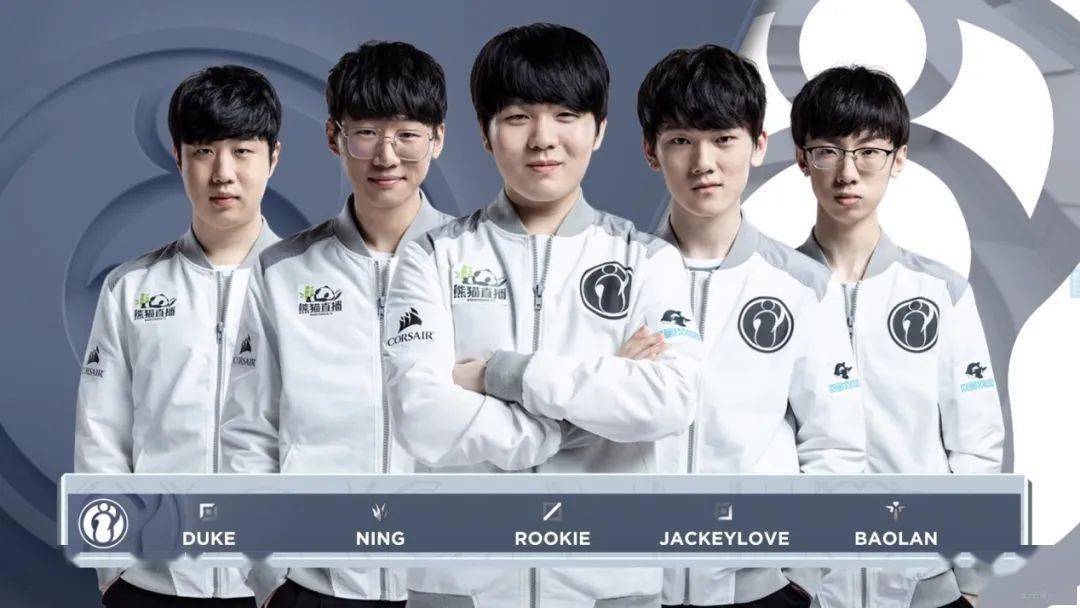 冠军形势再 冠军形势再